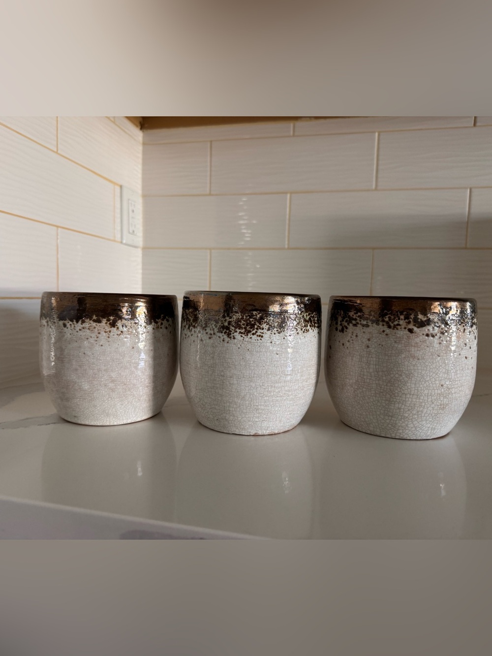 Crackle-Glazed Ceramic Vase (x3) with Metallic Brown Rim - White/Bronze Accent